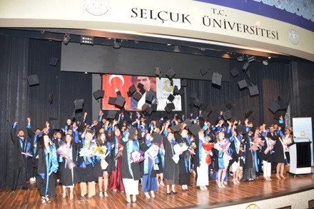 🎓 Yüksekokulumuzda Mezuniyet Coşkusu